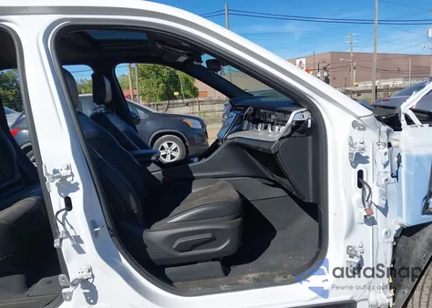 2023 Jeep Grand Cherokee Altitude 4X4 z USA, uszkodzony, nr VIN 1C4RJHAG2PC634501